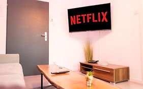 #222 Modernes City Apartment im Herzen von Neuss